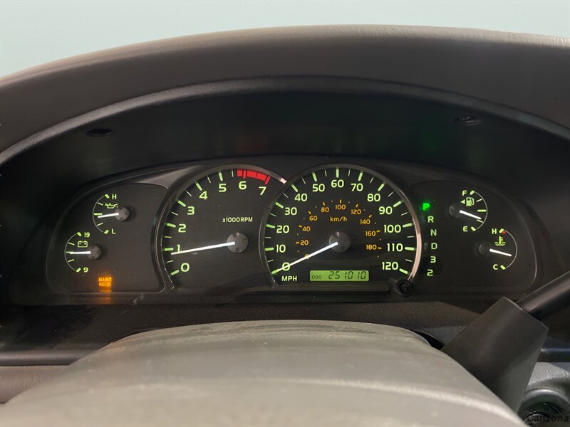 2006 Toyota Sequoia SR5 - Photo 14 - Mesa, AZ 85201