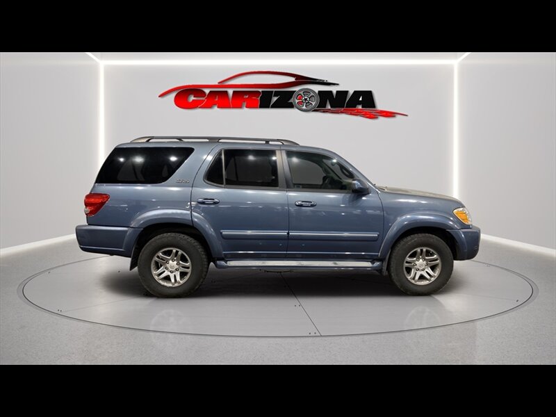2006 Toyota Sequoia SR5's photo