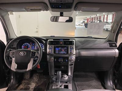 2017 Toyota 4Runner SR5   - Photo 12 - Mesa, AZ 85201