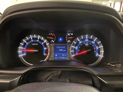 2017 Toyota 4Runner SR5   - Photo 13 - Mesa, AZ 85201