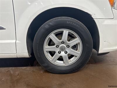 2012 Chrysler Town & Country Touring   - Photo 15 - Mesa, AZ 85201