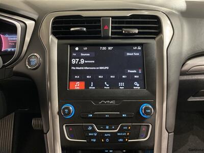 2019 Ford Fusion SE   - Photo 13 - Mesa, AZ 85201
