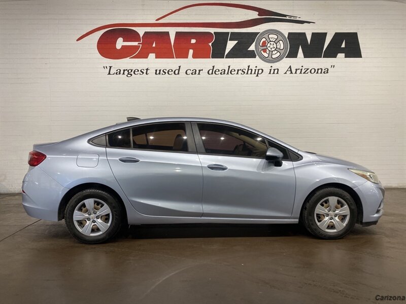 2018 Chevrolet Cruze LS - Photo 1 - Mesa, AZ 85201