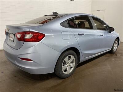 2018 Chevrolet Cruze LS   - Photo 3 - Mesa, AZ 85201