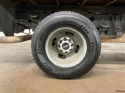 2005 GMC Sierra 3500 Work Truck DRW  Flat bed - Photo 14 - Mesa, AZ 85201