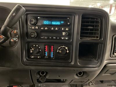 2005 GMC Sierra 3500 Work Truck DRW  Flat bed - Photo 12 - Mesa, AZ 85201