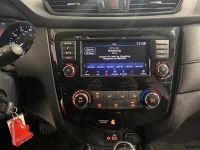 2019 Nissan Rogue S   - Photo 13 - Mesa, AZ 85201