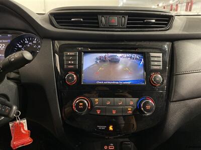 2019 Nissan Rogue S   - Photo 15 - Mesa, AZ 85201