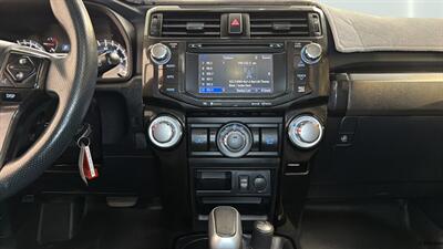 2019 Toyota 4Runner SR5   - Photo 15 - Mesa, AZ 85201