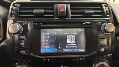 2019 Toyota 4Runner SR5   - Photo 25 - Mesa, AZ 85201