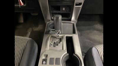 2016 Toyota 4Runner SR5 - Photo 14 - Mesa, AZ 85201