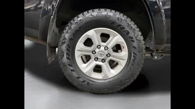 2016 Toyota 4Runner SR5 - Photo 16 - Mesa, AZ 85201
