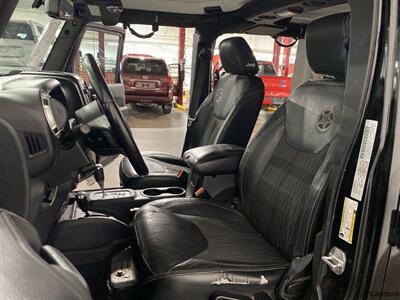 2015 Jeep Wrangler Unlimited Sport   - Photo 9 - Mesa, AZ 85201