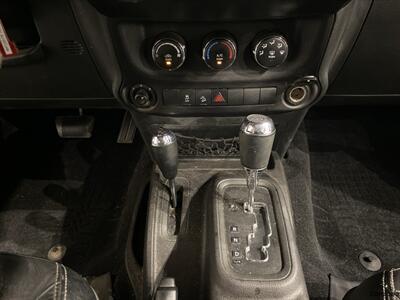 2015 Jeep Wrangler Unlimited Sport   - Photo 14 - Mesa, AZ 85201