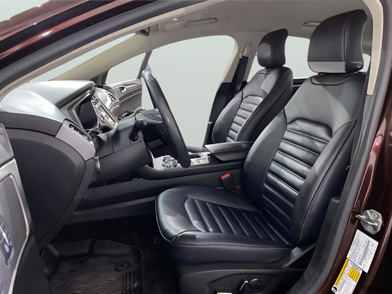 2019 Ford Fusion Hybrid SEL - Photo 10 - Mesa, AZ 85201