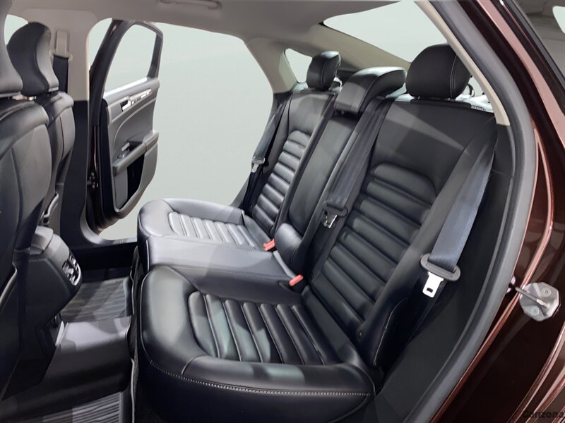 2019 Ford Fusion Hybrid SEL - Photo 13 - Mesa, AZ 85201