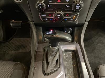 2018 Dodge Charger SXT   - Photo 14 - Mesa, AZ 85201