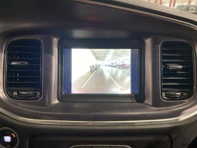 2018 Dodge Charger SXT   - Photo 15 - Mesa, AZ 85201
