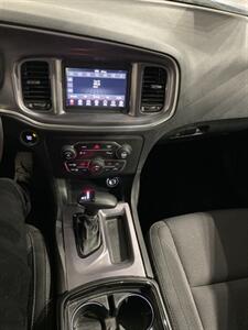 2019 Dodge Charger SXT - Photo 17 - Mesa, AZ 85201