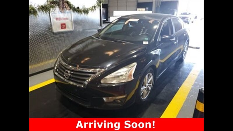 2015 Nissan Altima 2.5 SV   - Photo 1 - Mesa, AZ 85201