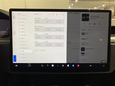 2021 Tesla Model S Plaid   - Photo 13 - Mesa, AZ 85201