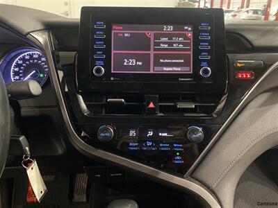 2021 Toyota Camry SE   - Photo 11 - Mesa, AZ 85201