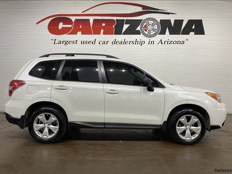 2016 Subaru Forester 2.5i  