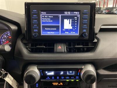 2019 Toyota RAV4 LE   - Photo 13 - Mesa, AZ 85201
