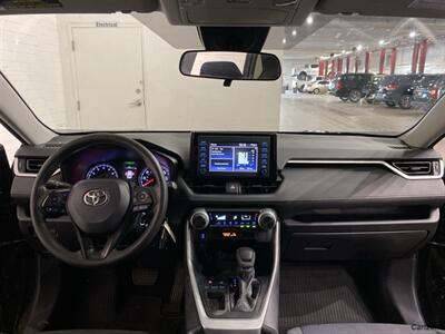 2019 Toyota RAV4 LE   - Photo 11 - Mesa, AZ 85201