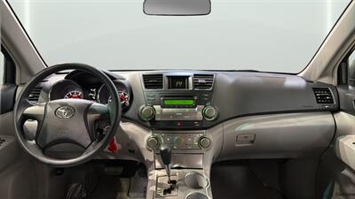 2008 Toyota Highlander   - Photo 13 - Mesa, AZ 85201