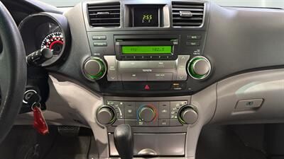 2008 Toyota Highlander   - Photo 14 - Mesa, AZ 85201