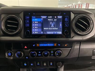 2016 Toyota Tacoma TRD Sport V6   - Photo 13 - Mesa, AZ 85201