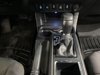 2016 Toyota Tacoma TRD Sport V6   - Photo 14 - Mesa, AZ 85201