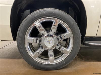 2010 Cadillac Escalade ESV Luxury   - Photo 17 - Mesa, AZ 85201