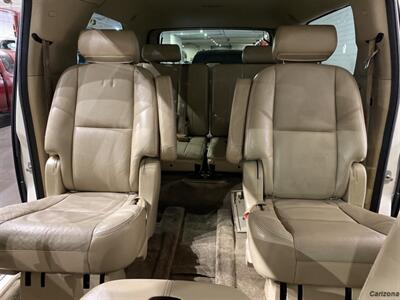 2010 Cadillac Escalade ESV Luxury   - Photo 11 - Mesa, AZ 85201