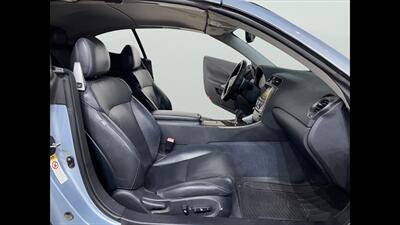 2010 Lexus IS 350C   - Photo 15 - Mesa, AZ 85201