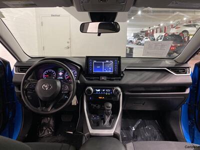 2021 Toyota RAV4 LE   - Photo 11 - Mesa, AZ 85201