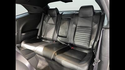 2011 Dodge Challenger   - Photo 10 - Mesa, AZ 85201