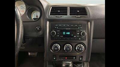 2011 Dodge Challenger   - Photo 13 - Mesa, AZ 85201