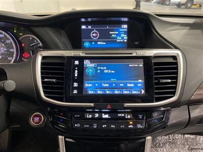 2017 Honda Accord EX-L   - Photo 13 - Mesa, AZ 85201