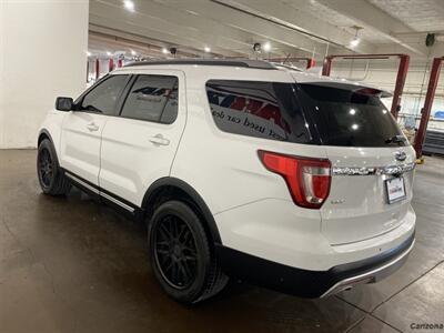 2017 Ford Explorer XLT   - Photo 6 - Mesa, AZ 85201