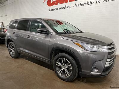 2017 Toyota Highlander LE   - Photo 2 - Mesa, AZ 85201
