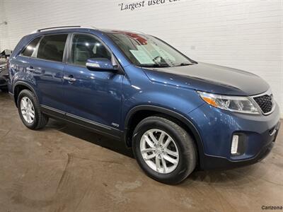 2015 Kia Sorento LX   - Photo 2 - Mesa, AZ 85201