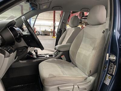 2015 Kia Sorento LX   - Photo 9 - Mesa, AZ 85201