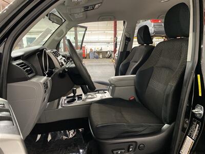 2011 Toyota 4Runner SR5   - Photo 9 - Mesa, AZ 85201