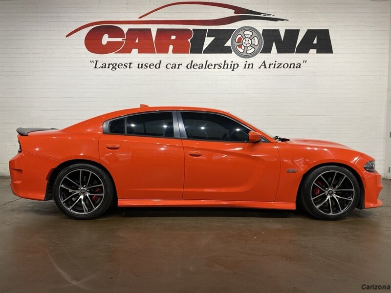2016 Dodge Charger R/T Scat Pack  