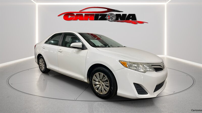 2014 Toyota Camry LE - Photo 2 - Mesa, AZ 85201