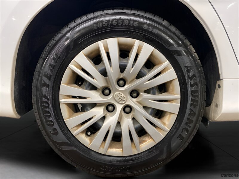 2014 Toyota Camry LE - Photo 22 - Mesa, AZ 85201