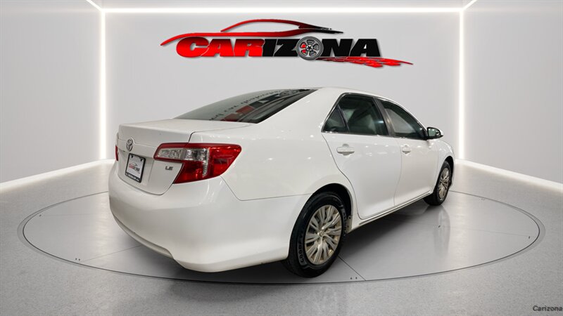 2014 Toyota Camry LE - Photo 3 - Mesa, AZ 85201