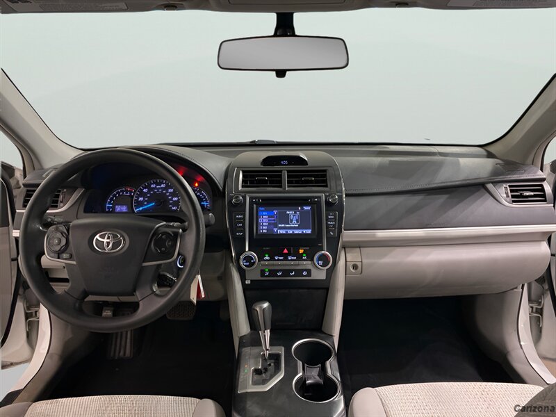 2014 Toyota Camry LE - Photo 14 - Mesa, AZ 85201